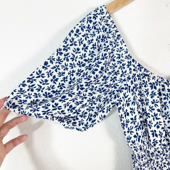 REFORMATION Jo Floral Blue White Smocked Mini Dress Size 12 Short Puff Sleeve - Picture 5 of 11